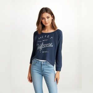 Women's Navy Blue Graphic Sweatshirt Size M